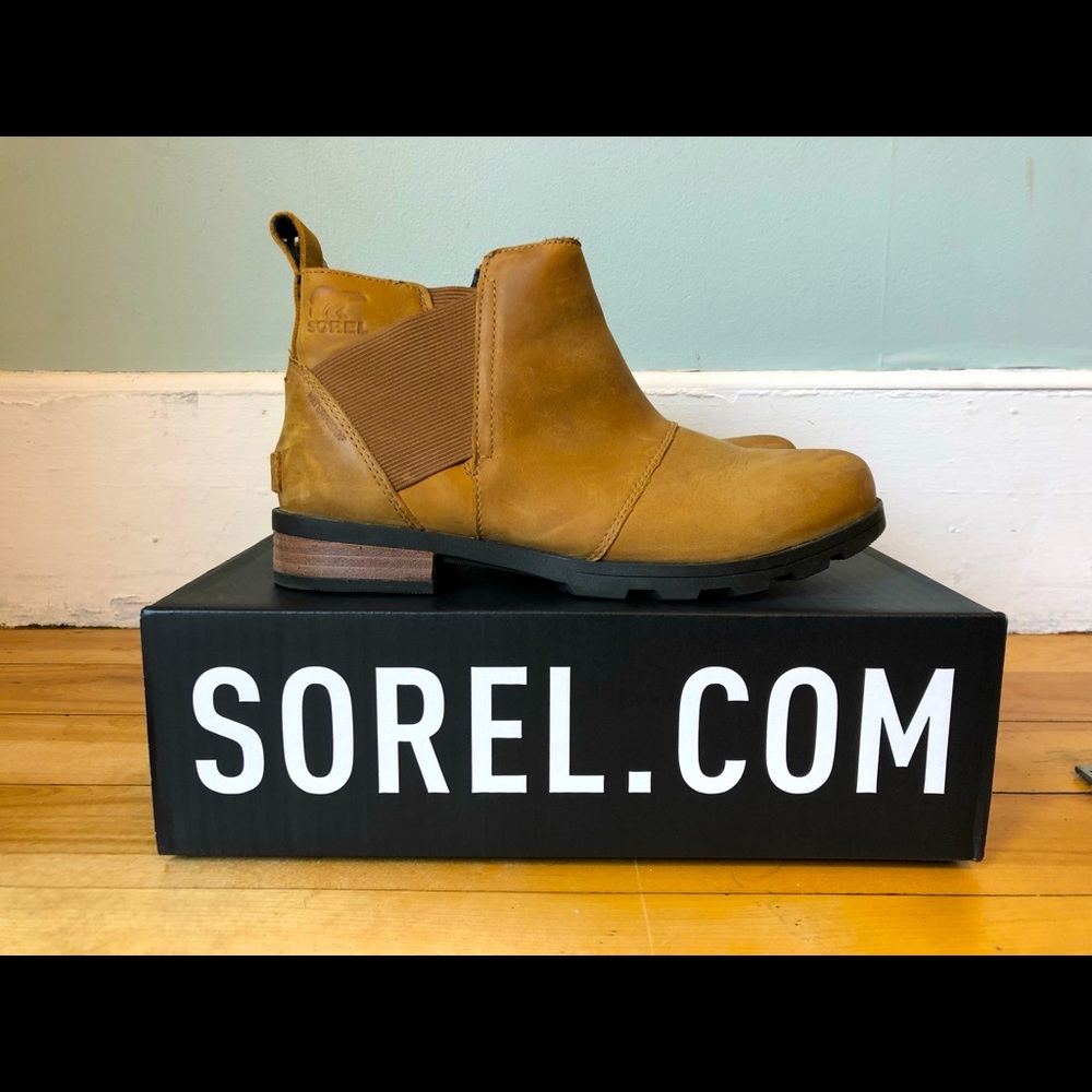 Sorel Emily Chelsea Boots -Carmel Brown- 8 women’s
